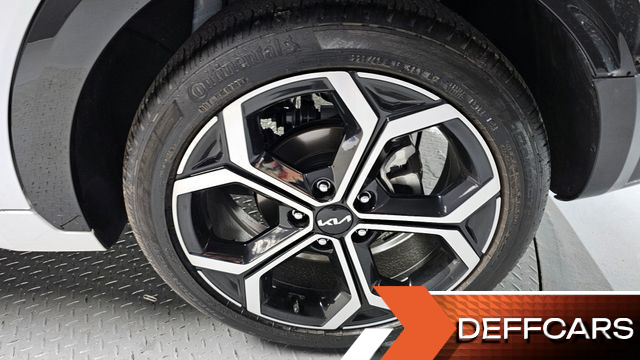 Kia NIRO Signature купить на сайте DeffCars