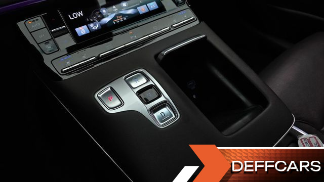 Hyundai GRANDEUR 2.5 Premium Choice купить на сайте DeffCars