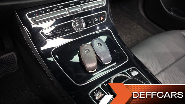 Mercedes E-CLASS E300 4MATIC Avnatgarde купить на сайте DeffCars