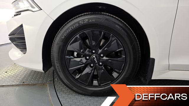 Kia K5 2.0 LPI Signature купить на сайте DeffCars
