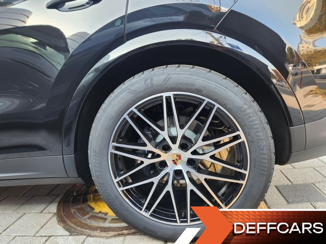 Porsche CAYENNE 3.0 купить на сайте DeffCars