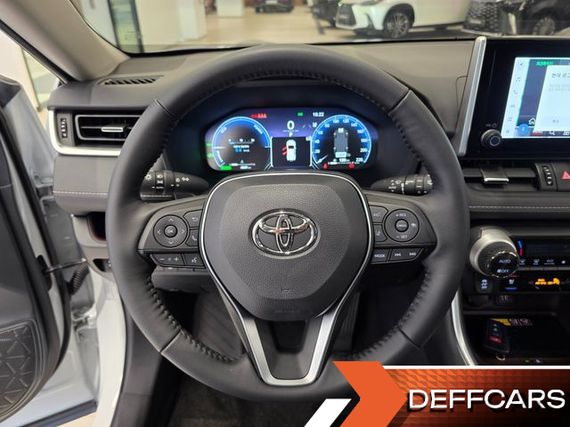 Toyota RAV4 2.5 4WD Hybrid купить на сайте DeffCars
