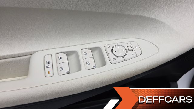 Hyundai GRANDEUR Le Blanc купить на сайте DeffCars