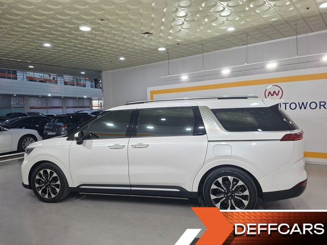 Kia CARNIVAL 9-Seater Signature купить на сайте DeffCars
