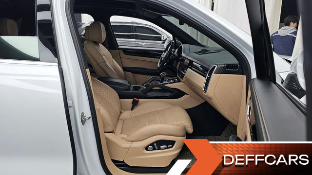 Porsche CAYENNE 3.0 купить на сайте DeffCars
