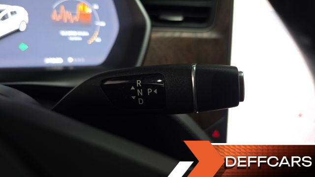 Tesla MODEL X 75D купить на сайте DeffCars