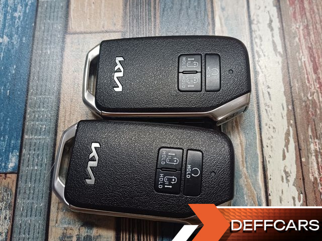 Kia CARNIVAL 9-Seater Noblesse купить на сайте DeffCars
