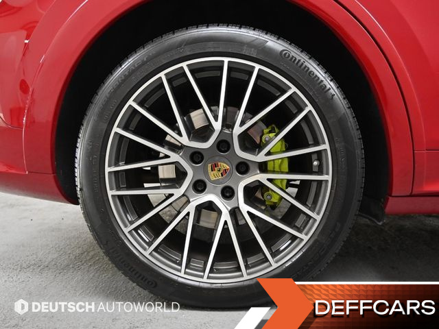 Porsche CAYENNE 3.0 E-Hybrid Coupe купить на сайте DeffCars