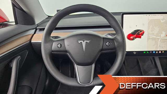Tesla MODEL 3 Long Range AWD купить на сайте DeffCars