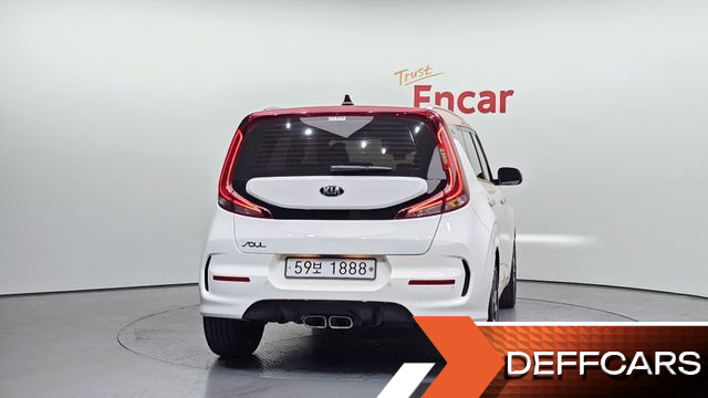 Kia SOUL 1.6 T-GDI Noblesse купить на сайте DeffCars