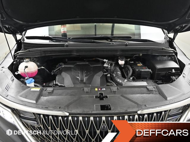 Kia CARNIVAL Gasoline 9-Seater Signature купить на сайте DeffCars