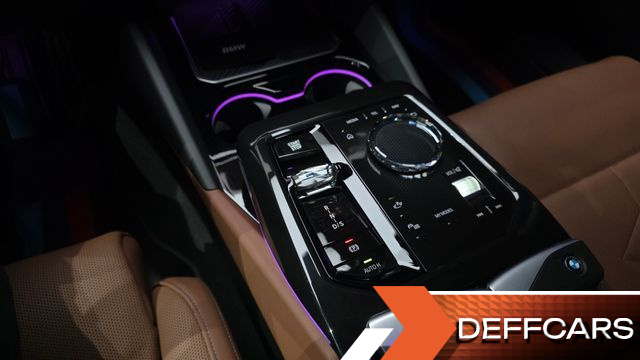 BMW 5-SERIES 530i xDrive M Sport купить на сайте DeffCars