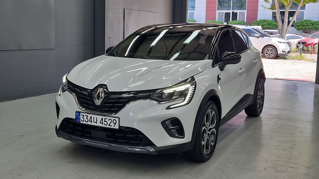 Renault-KoreaSamsung CAPTUR 1.3 TCe Edition Paris купить на сайте DeffCars