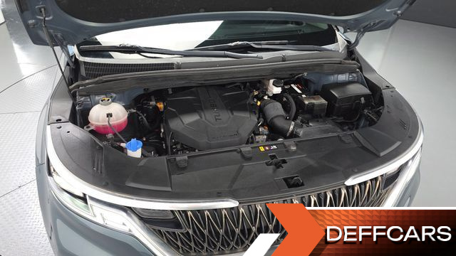 Kia CARNIVAL Diesel 9-Seater Signature купить на сайте DeffCars
