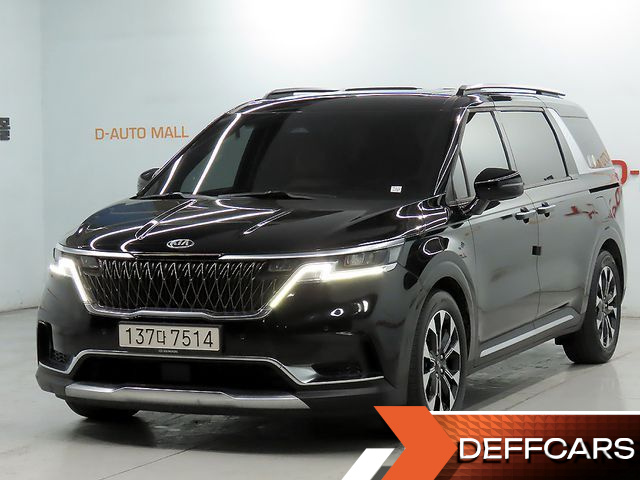 Kia CARNIVAL Gasoline 7-Seater Signature купить на сайте DeffCars