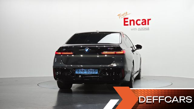 BMW I7 M70 xDrive M Performance купить на сайте DeffCars