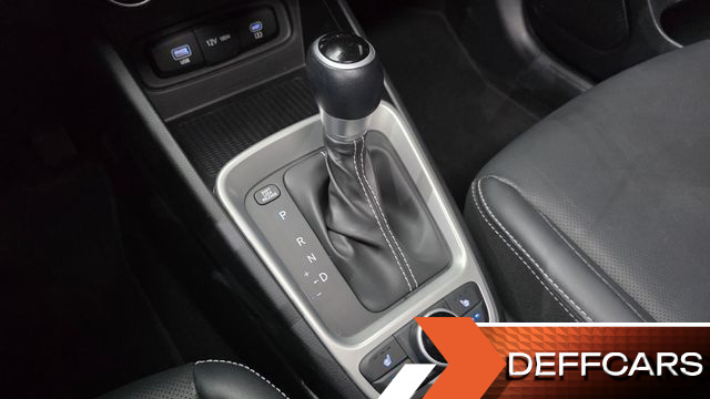 Hyundai VENUE 1,6 Premium купить на сайте DeffCars