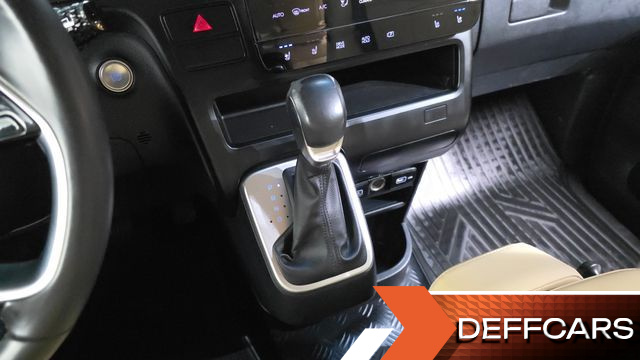 Hyundai STARIA Tourer 11-Seater Modern купить на сайте DeffCars