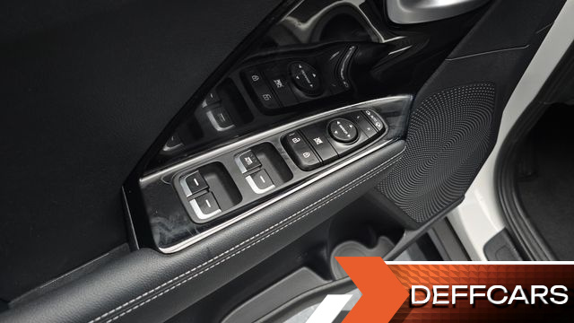 Kia NIRO 1.6 HEV Prestige купить на сайте DeffCars