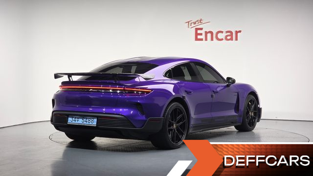 Porsche TAYCAN Turbo GT Weissach pack купить на сайте DeffCars