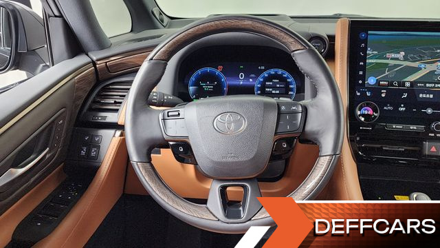 Toyota ALPHARD 2.5 HEV Executive AWD купить на сайте DeffCars