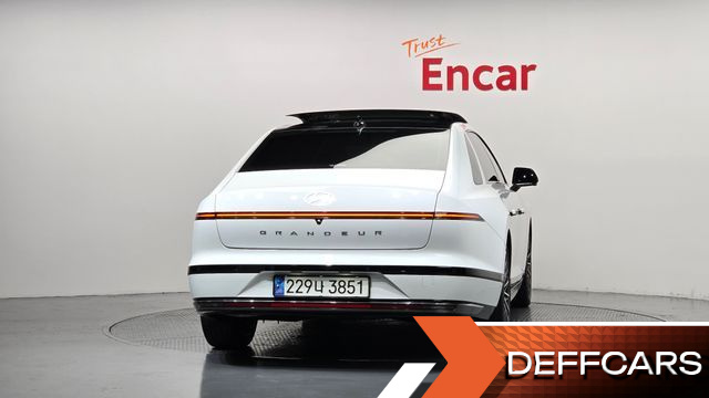 Hyundai GRANDEUR Calligraphy купить на сайте DeffCars