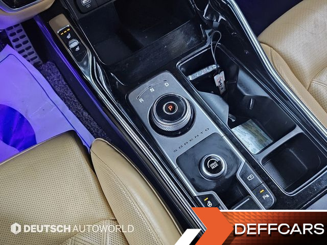 Kia SORENTO HEV 1.6 2WD Signature купить на сайте DeffCars