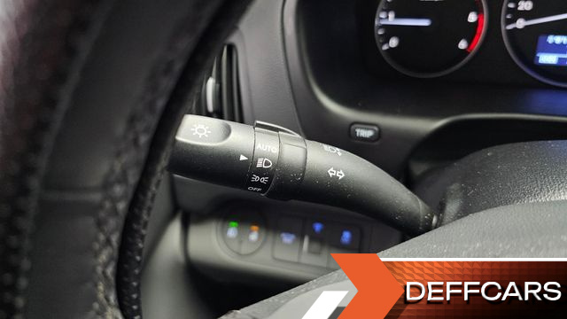 Hyundai STAREX 4WD Urban 9-Seater Premium Special купить на сайте DeffCars