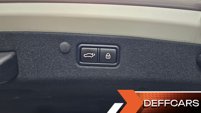 Hyundai GRANDEUR 3.3 Calligraphy купить на сайте DeffCars