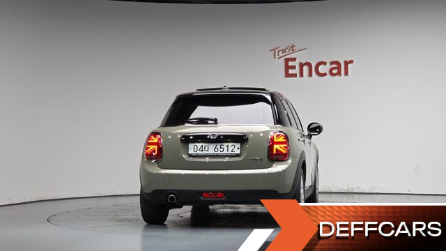 Mini COOPER 5Door HIGH 3rd купить на сайте DeffCars