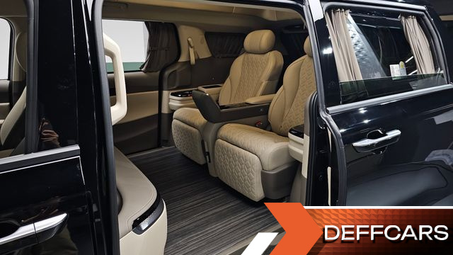 Kia CARNIVAL HEV 4-Seater Hi Limousine Signature купить на сайте DeffCars