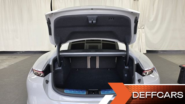 Porsche TAYCAN Base купить на сайте DeffCars