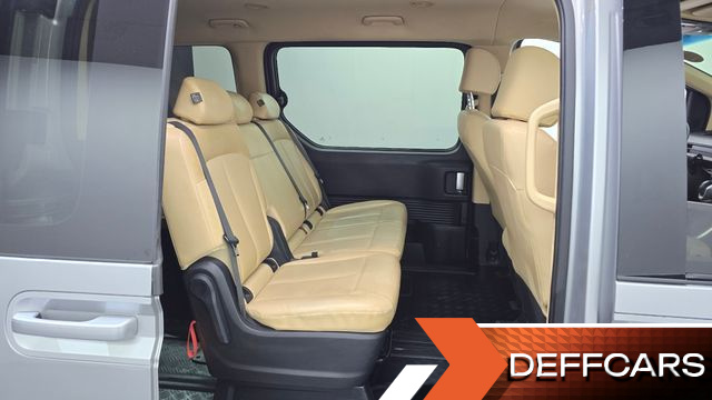 Hyundai STARIA Tourer 11-Seater Modern купить на сайте DeffCars