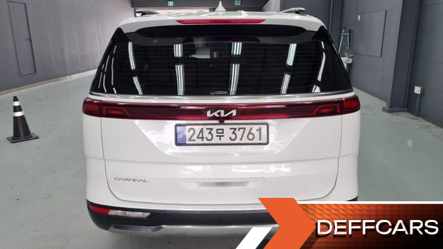 Kia CARNIVAL Gasoline 9-Seater Signature купить на сайте DeffCars