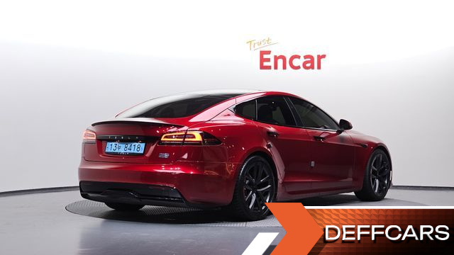 Tesla MODEL S Plaid купить на сайте DeffCars