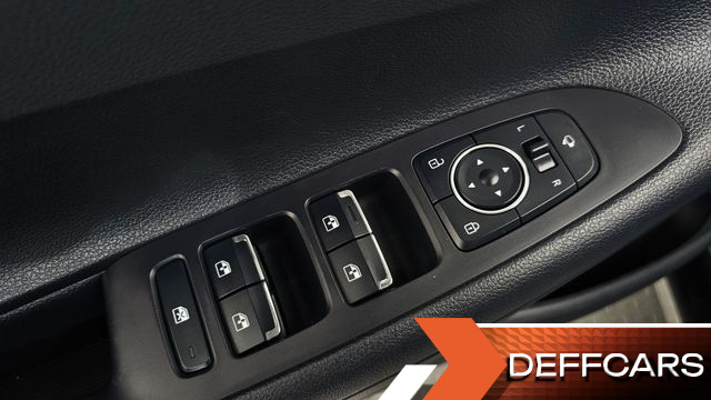Hyundai GRANDEUR 3.3 Premium купить на сайте DeffCars