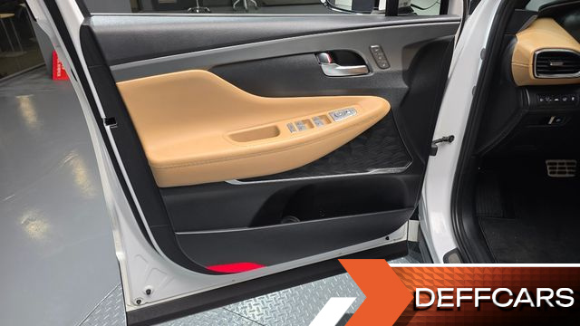 Hyundai SANTAFE HEV 1.6 2WD Calligraphy купить на сайте DeffCars