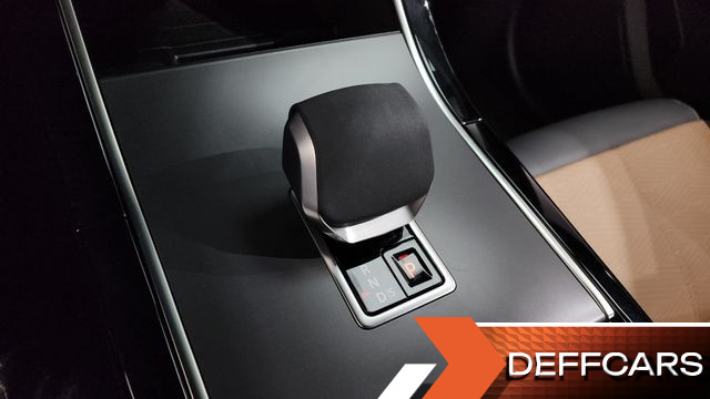 Land Rover RANGE ROVER VELAR 3.0 P400 Dynamic HSE купить на сайте DeffCars