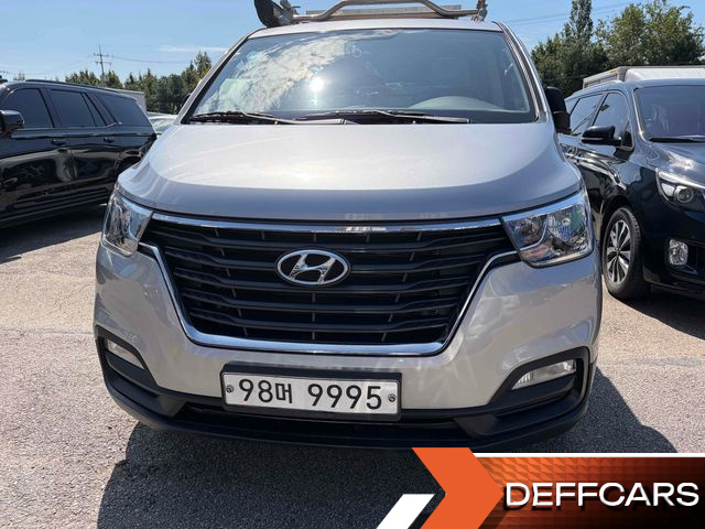 Hyundai STAREX Van 3-Seater Style купить на сайте DeffCars