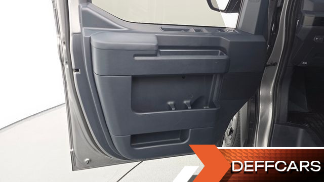 Kia PV5 Cargo Long Range Basic купить на сайте DeffCars