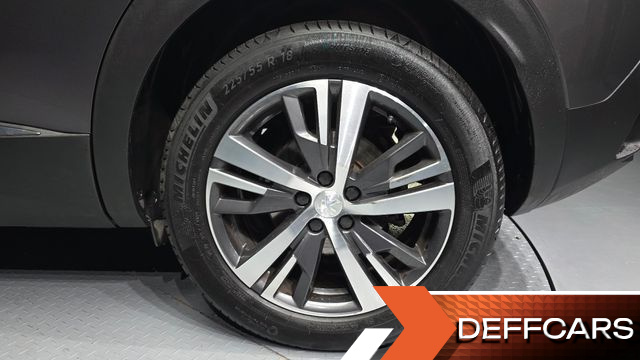 Peugeot 3008 1.2 Pure Tech Allure купить на сайте DeffCars