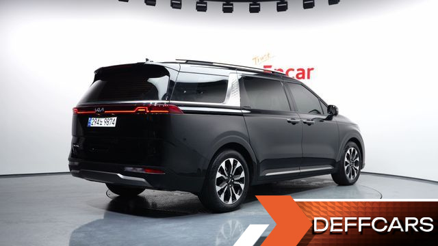 Kia CARNIVAL 9-Seater Signature купить на сайте DeffCars