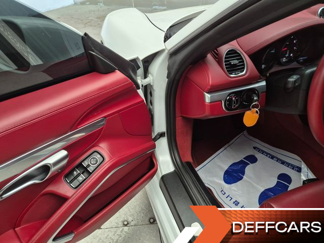 Porsche 718 2.0 купить на сайте DeffCars