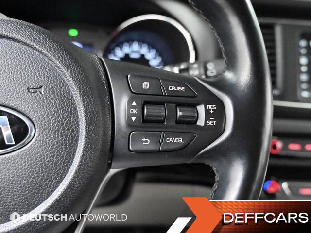 Kia CARNIVAL 9-Seater Luxury купить на сайте DeffCars