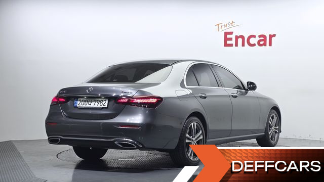Mercedes E-CLASS E350 4MATIC Avantgarde купить на сайте DeffCars