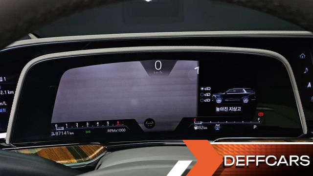 Cadillac ESCALADE 6.2 Sports Platinum купить на сайте DeffCars