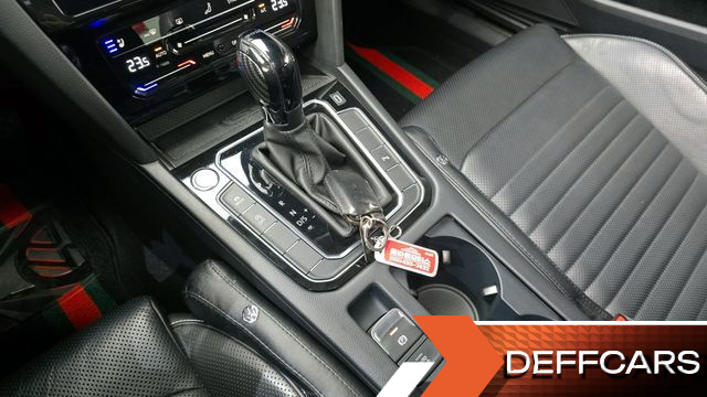 Volkswagen PASSAT 2.0 TDI Prestige купить на сайте DeffCars