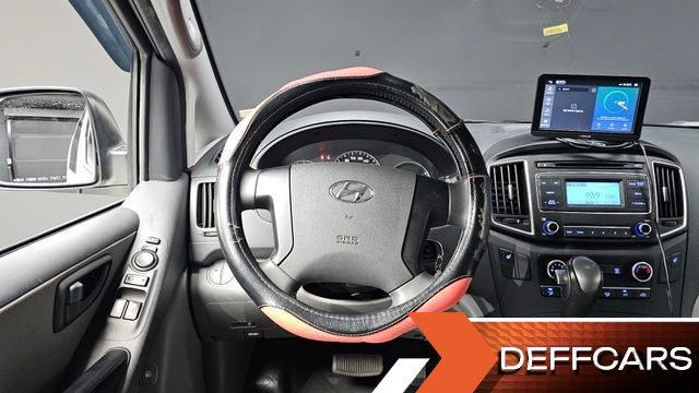 Hyundai STAREX Van 5-Seater Smart купить на сайте DeffCars