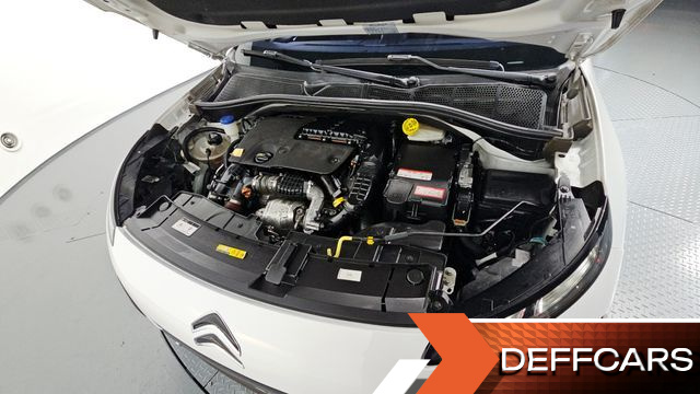 Citroen C4 CACTUS 1.6 BlueHDi Feel купить на сайте DeffCars