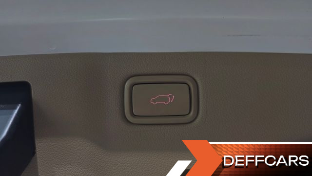 Kia CARNIVAL 9-Seater Hi-Limousine Noblesse Special купить на сайте DeffCars